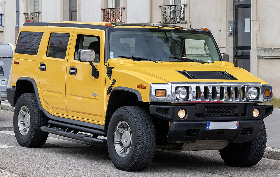 HUMMER H2 car — UK survivor photo