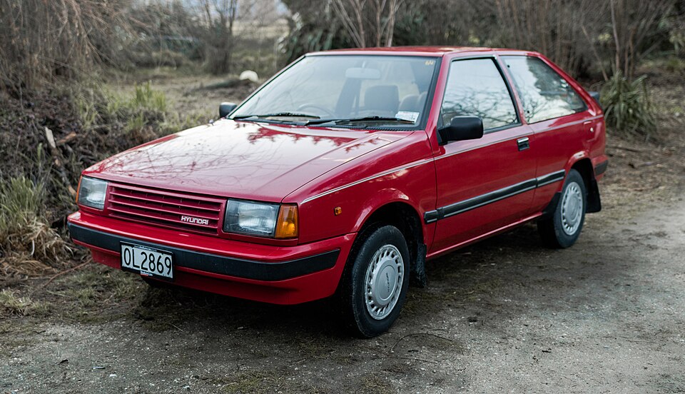 HYUNDAI X2 car — UK survivor photo