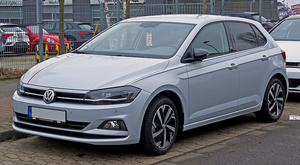 VOLKSWAGEN POLO car — UK survivor photo