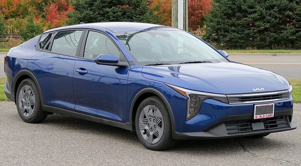 KIA K4 car — UK survivor photo