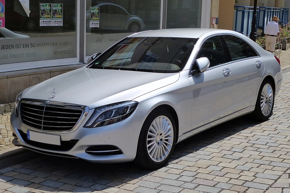 MERCEDES-BENZ S CLASS car — UK survivor photo