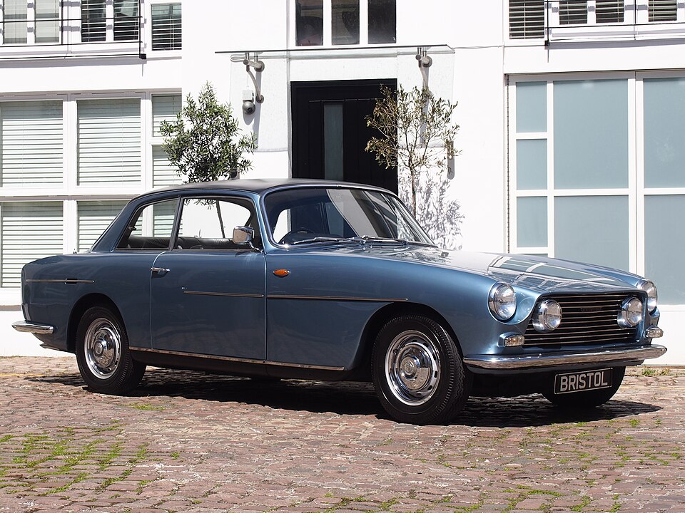 BRISTOL 411 car — UK survivor photo