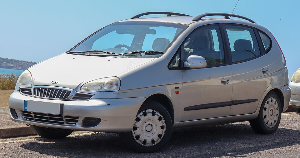 DAEWOO TACUMA car — UK survivor photo