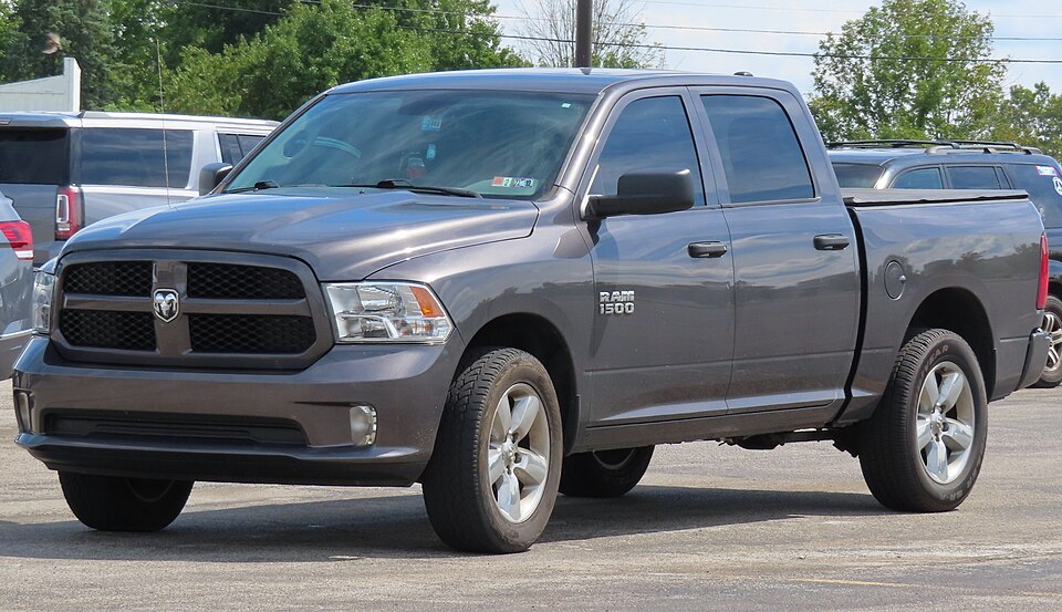 DODGE RAM 1500 car — UK survivor photo