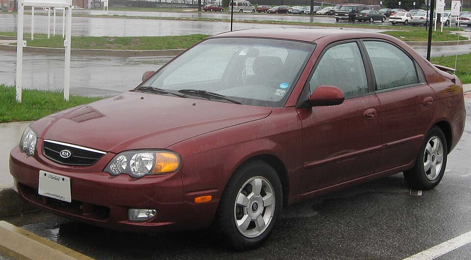 KIA SHUMA car — UK survivor photo