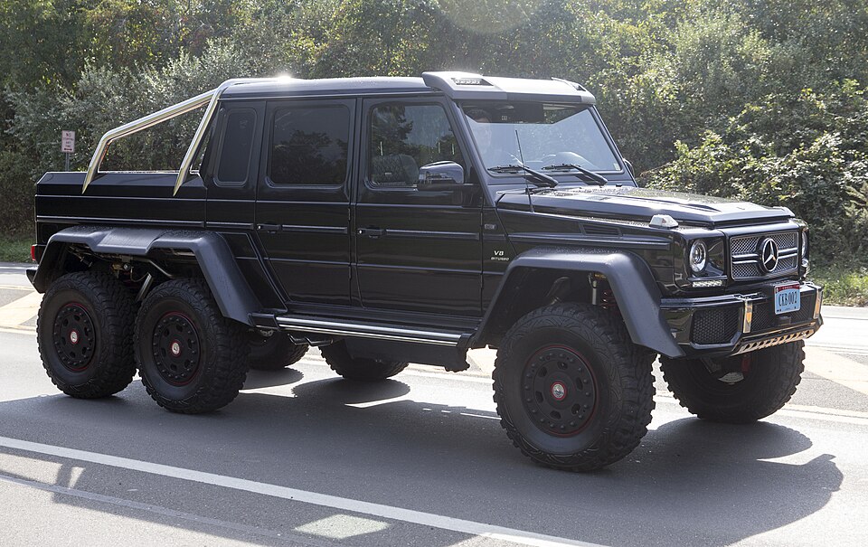MERCEDES-BENZ AMG G 63 car — UK survivor photo