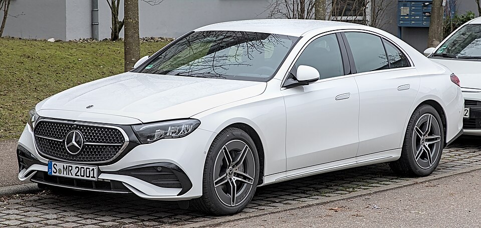 MERCEDES-BENZ E 450 AMG LINE car — UK survivor photo