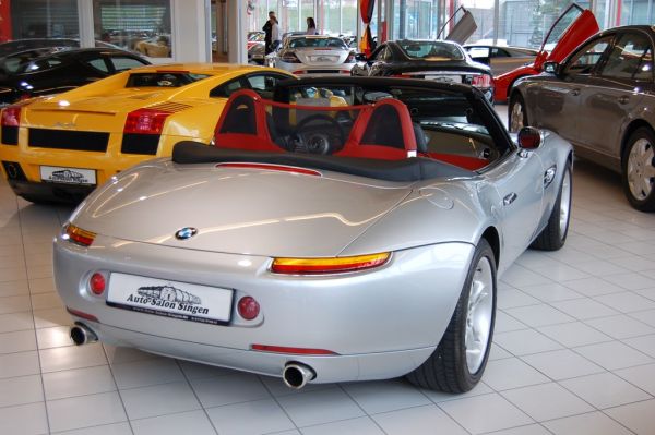 BMW Z8 car — UK survivor photo