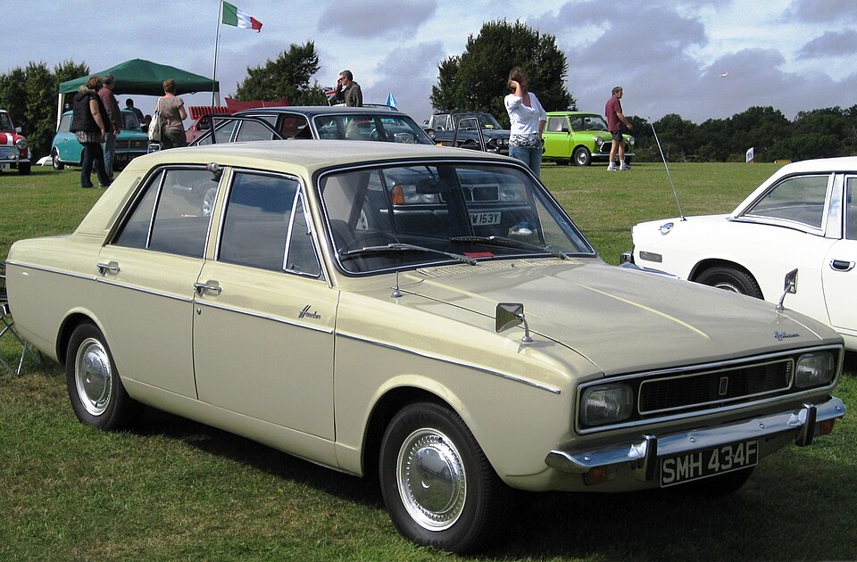 CHRYSLER HUNTER car — UK survivor photo