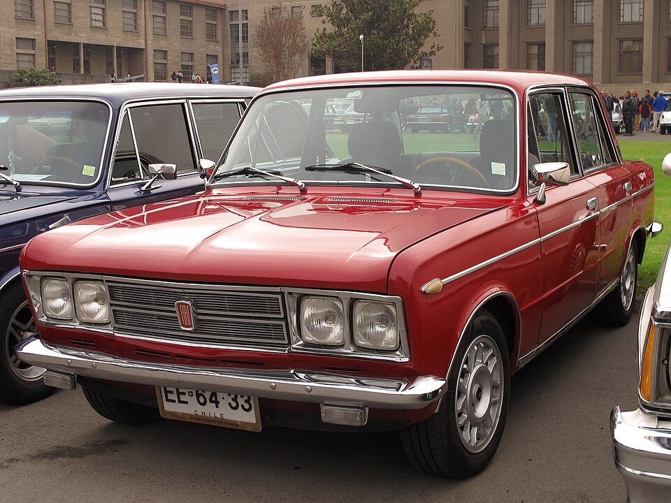 FIAT 125 car — UK survivor photo