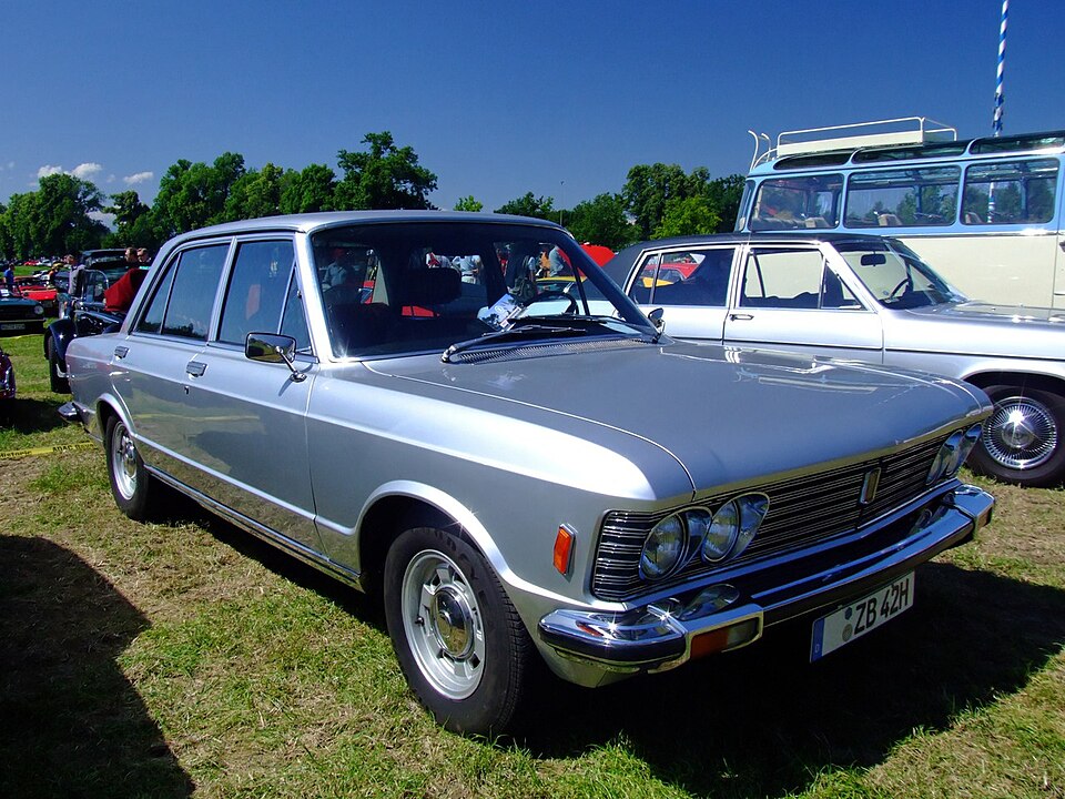 FIAT 130 car — UK survivor photo