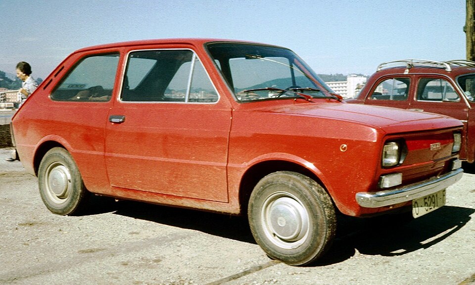 FIAT 133 car — UK survivor photo