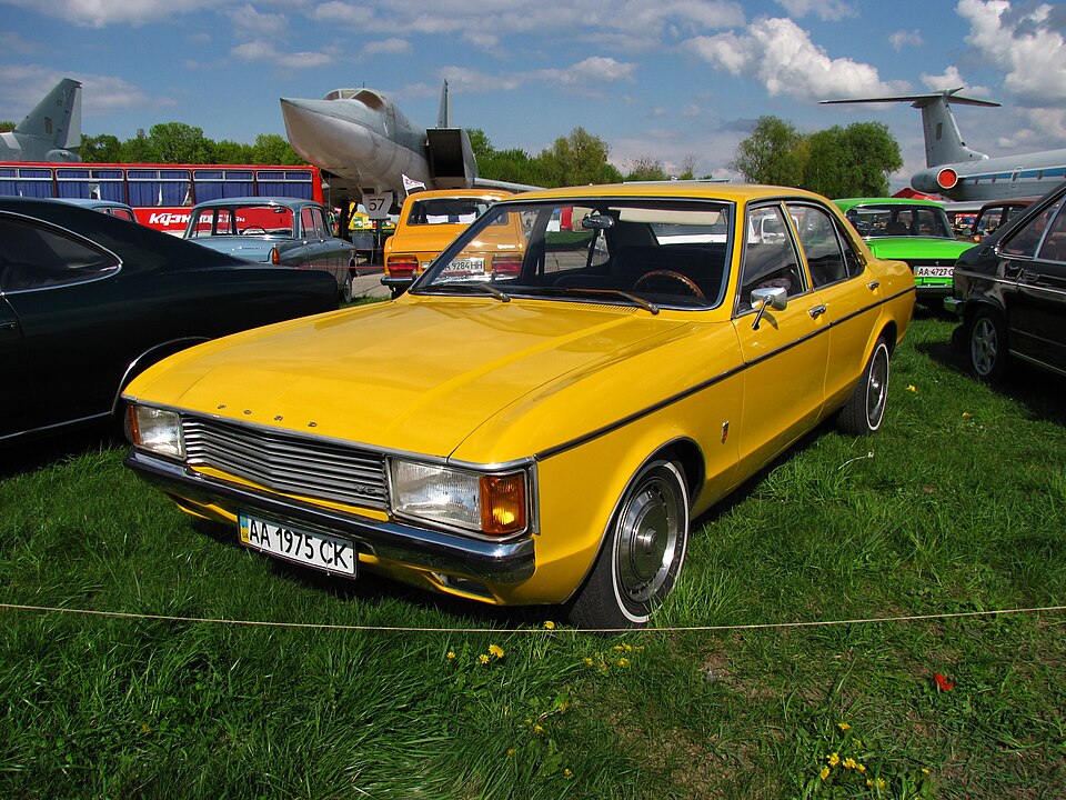 FORD GROSVENOR car — UK survivor photo