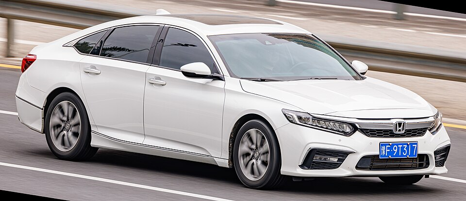 HONDA INSPIRE car — UK survivor photo