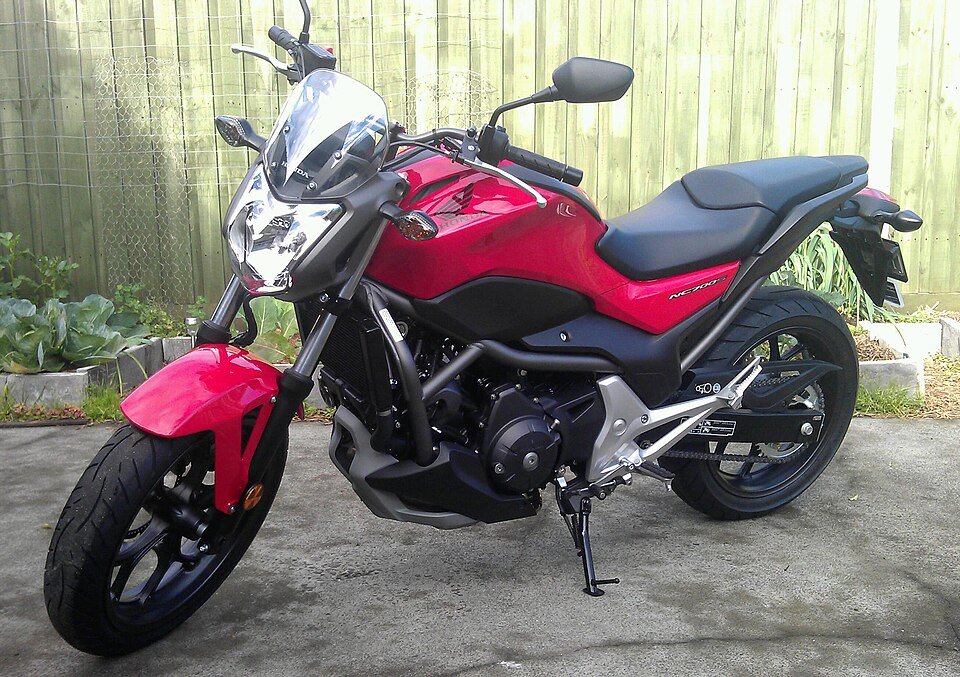 HONDA NC700SA car — UK survivor photo
