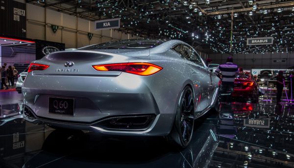 INFINITI Q60 car — UK survivor photo