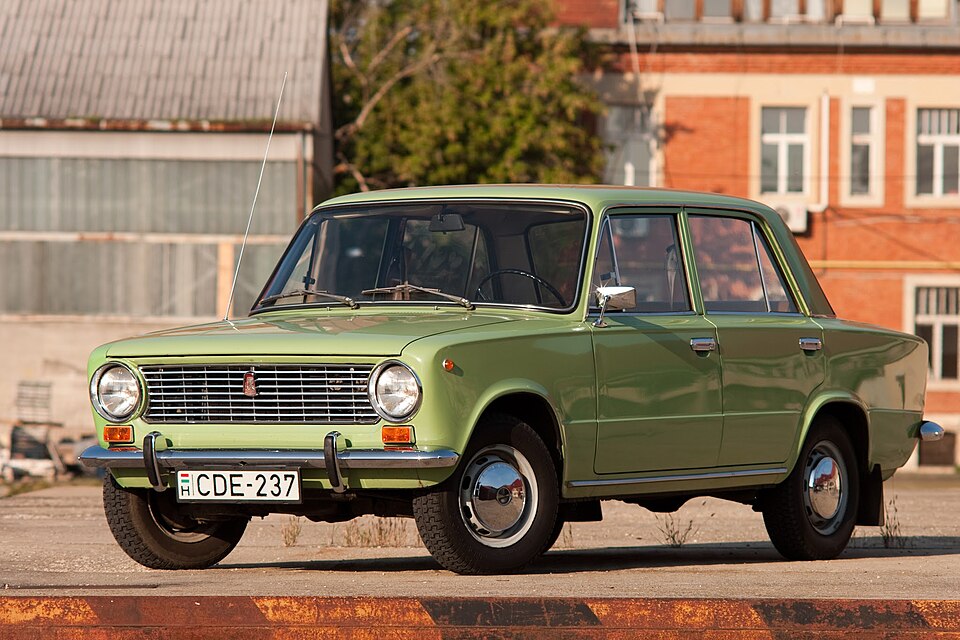 LADA 1200 car — UK survivor photo