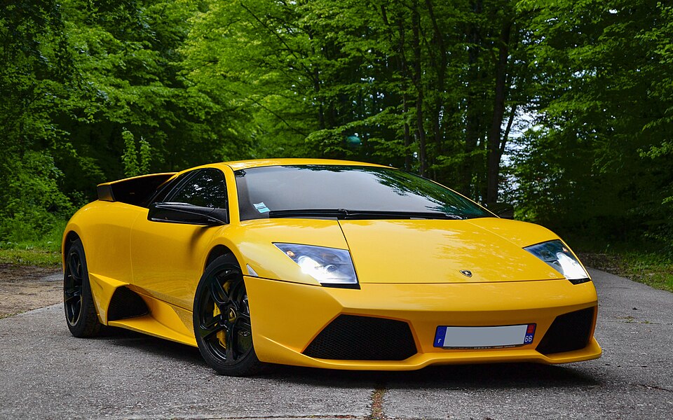LAMBORGHINI MURCIELAGO car — UK survivor photo