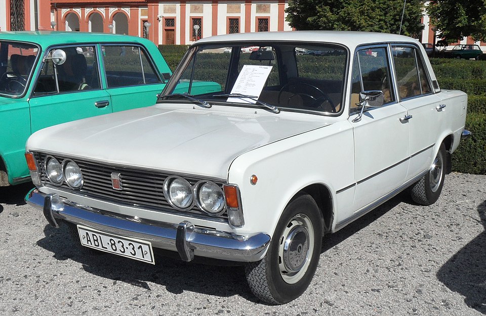POLSKI-FIAT 125P car — UK survivor photo