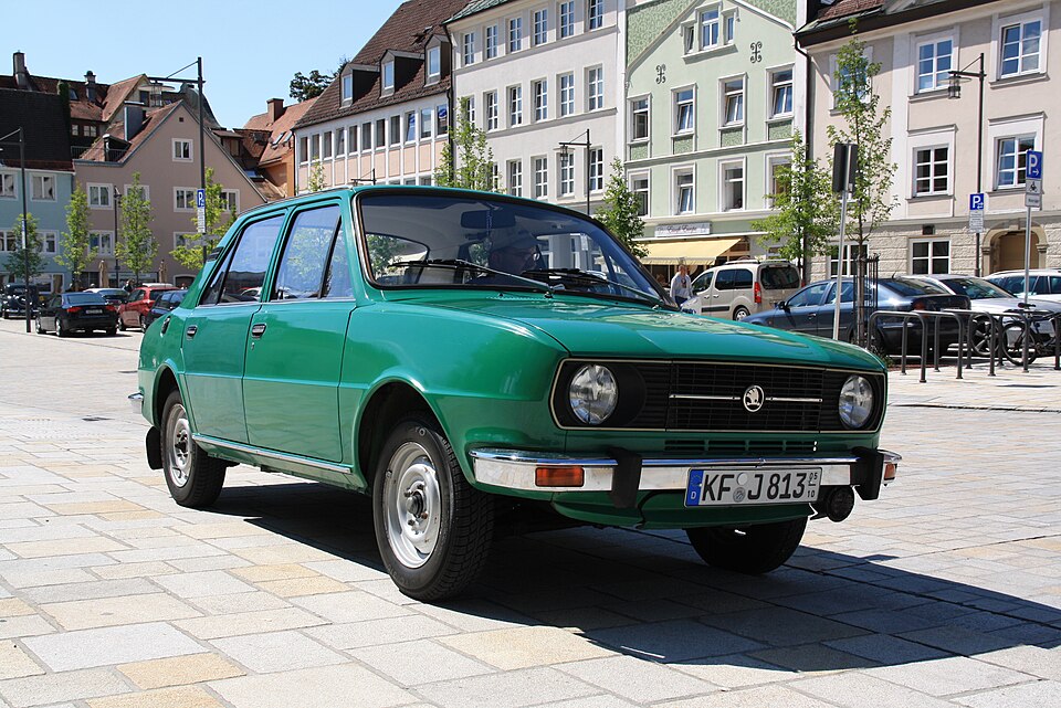 SKODA ESTELLE car — UK survivor photo