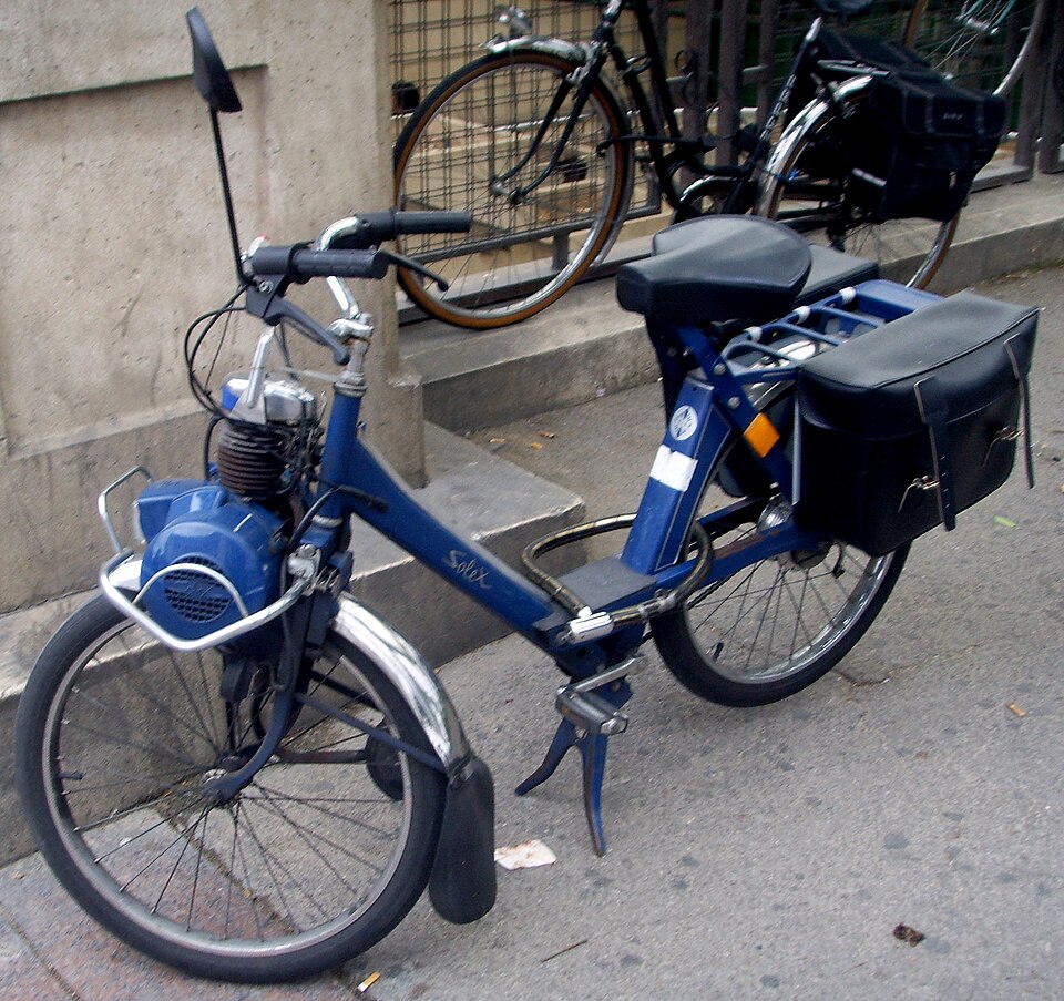 VELOSOLEX S 3800 car — UK survivor photo