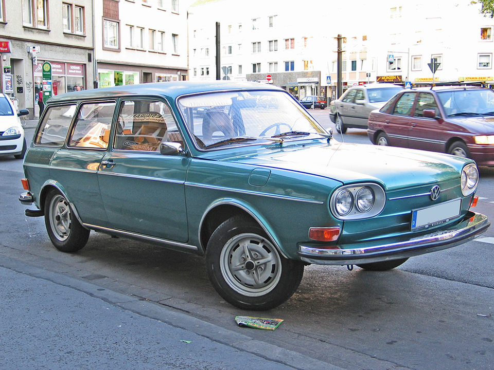 VOLKSWAGEN 411 car — UK survivor photo