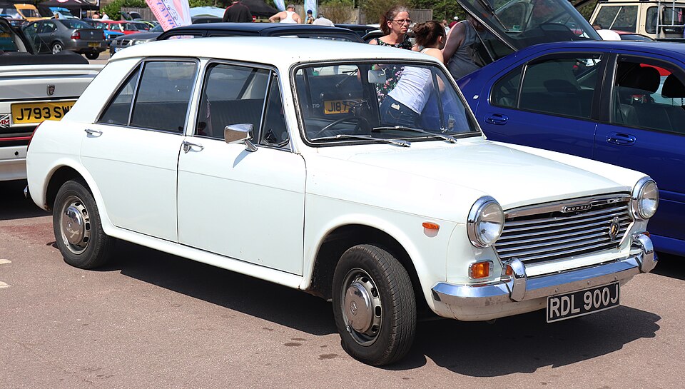 WOLSELEY 1100 car — UK survivor photo