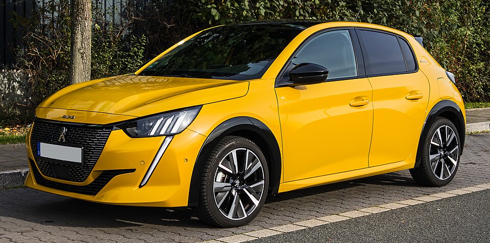 PEUGEOT 208 car — UK survivor photo