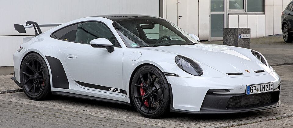 PORSCHE 911 car — UK survivor photo